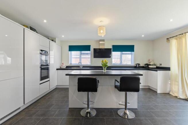 Kitchen/Dining