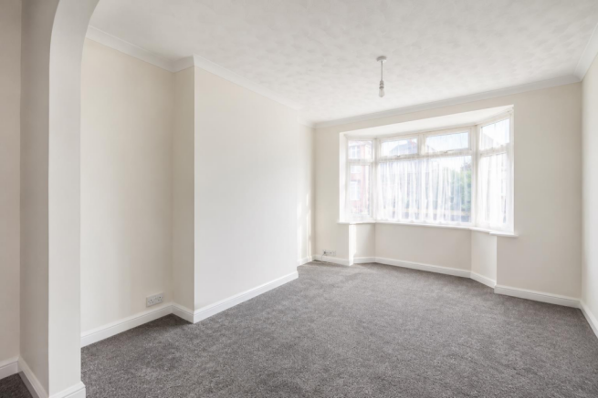 3 bed House to rent Image 4