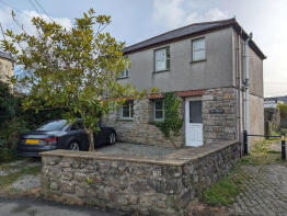 The Cobbles, Telegraph Street, Redruth TR16 5LY