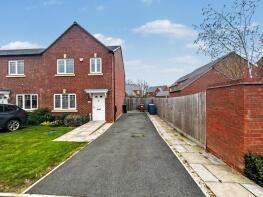 4, Lupton Road, Fradley, Lichfield WS13 8XN