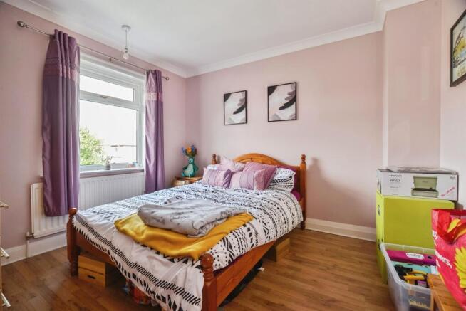 3 bed Semi-Detached for sale Image 11