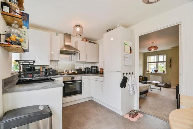 2 bed Terraced for sale Image 5