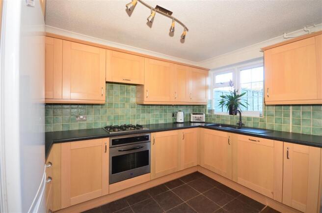 Kitchen/Dining Area