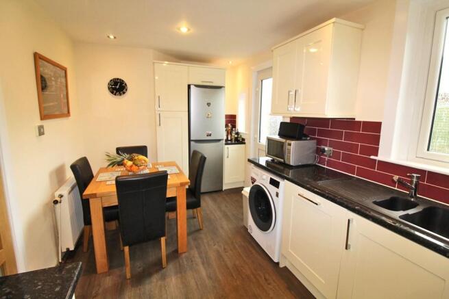 KITCHEN DINING