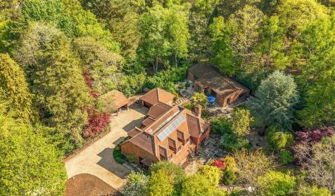 Warren Lane, Finchampstead, Berkshire, RG40 4HS