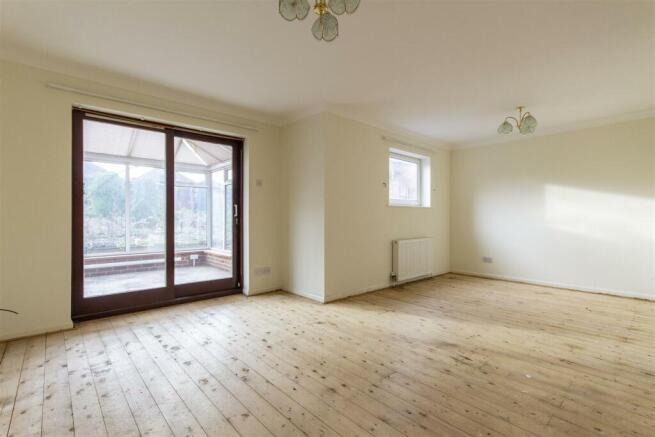 Living/Dining Room