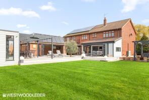 Spencer House, Nursery Road, Nazeing, Waltham Abbey EN9 2JF