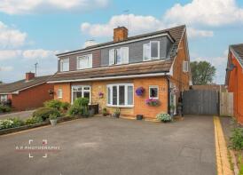 7, Windermere Way, Stoke-on-trent ST10 1SX