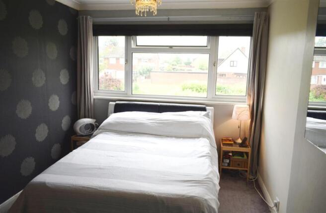 Bed 1.JPG