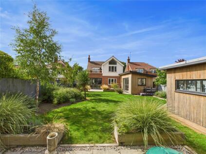 Newry Avenue, Felixstowe, Suffolk, IP11