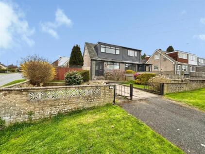 Reevy Avenue, Bradford, BD6 3EQ