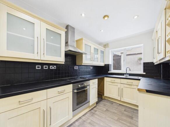 CAM01835G0-PR0429...