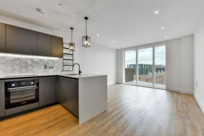 Kitchen / Reception