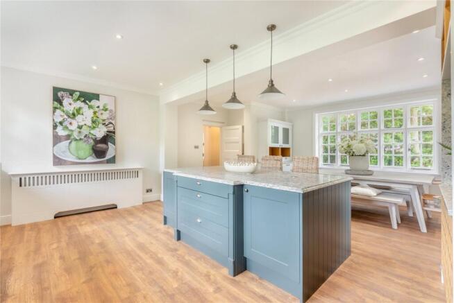 Kitchen/Breakfast