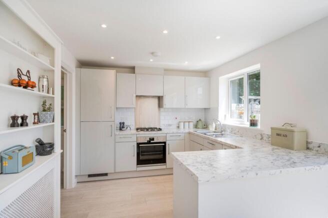 Rushall Place, Winnersh, RG41 photo 4