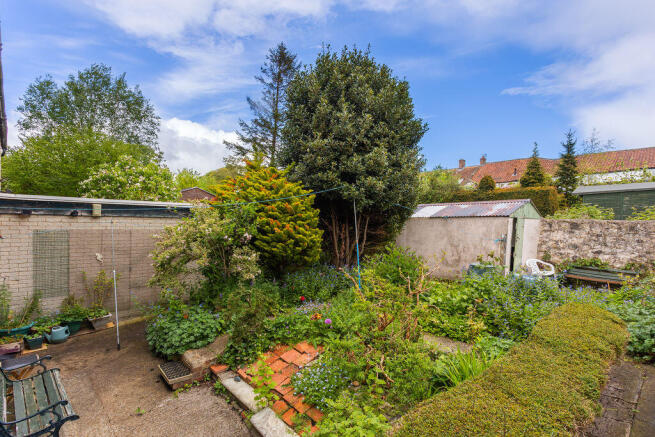 3 bed Terraced for sale Image 9