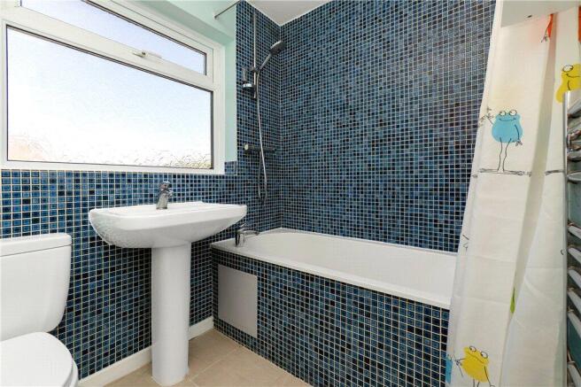 3 bed Semi-Detached for sale Image 12