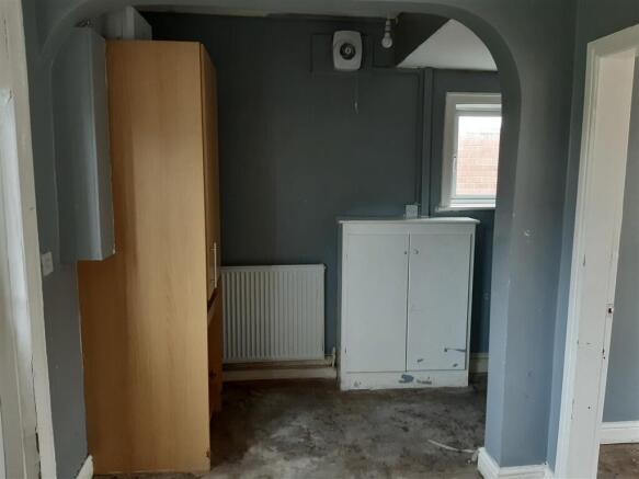 2 bed Semi-Detached for sale Image 6