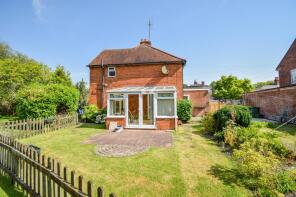 3 Mill View, Shaw Bridge, Kiln Road, Shaw, Newbury RG14 2EX