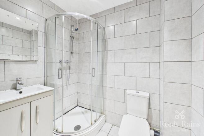 1 bed Apartment to rent Image 8