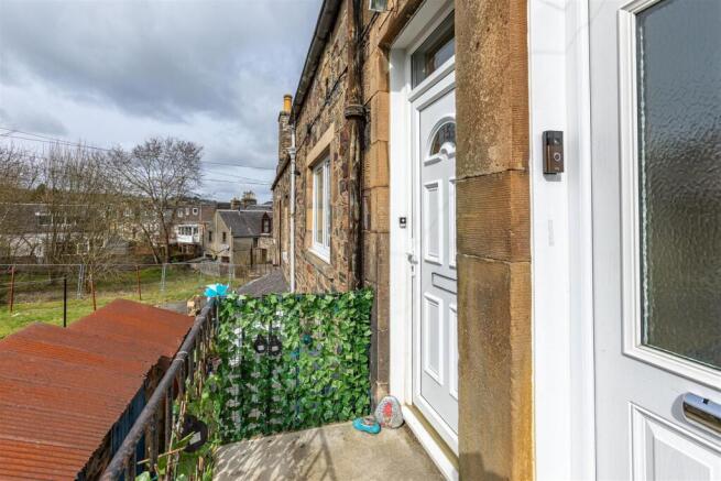 15 Woodside Place Galashiels 05.JPG