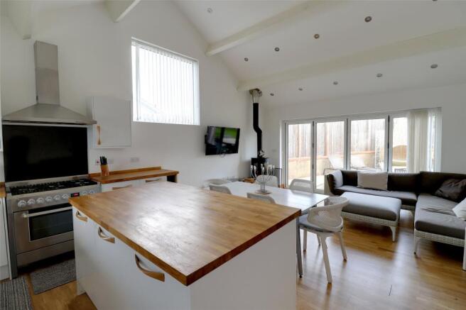 Kitchen/Diner/Living