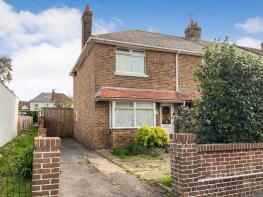 32, St Andrews Road, Tarring, Worthing BN13 1HN