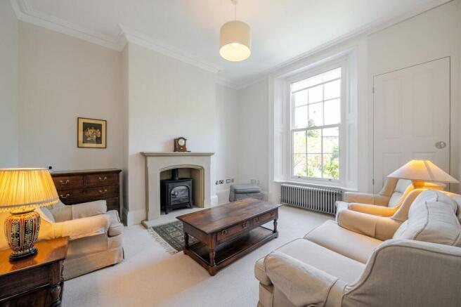 4 bed Semi-Detached for sale Image 8