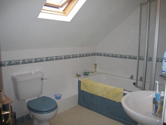 Photo 10