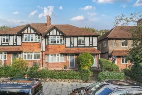 Woodleigh Gardens, Streatham, London, SW16