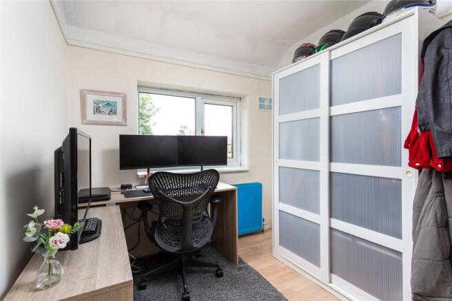 3 bed Terraced for sale Image 10