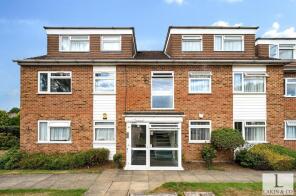 28, Fairfield Road, Uxbridge UB8 1AL