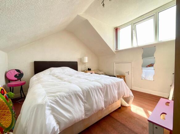 2 bed Terraced for sale Image 9