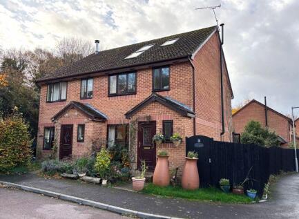 Town Farm Place, Sixpenny Handley