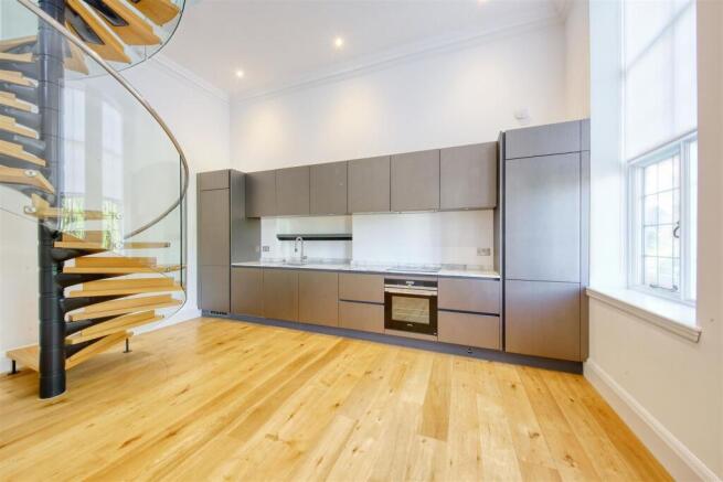 Kitchen 1.jpg