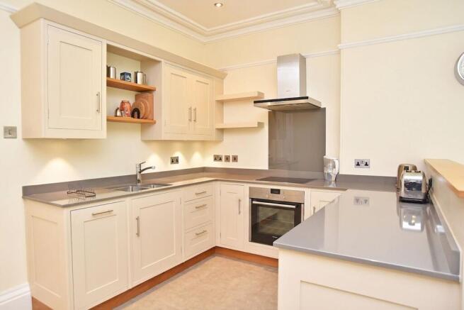 1 bed Flat for sale Image 11