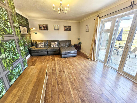 Lounge - View 2