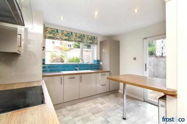 Kitchen to Side