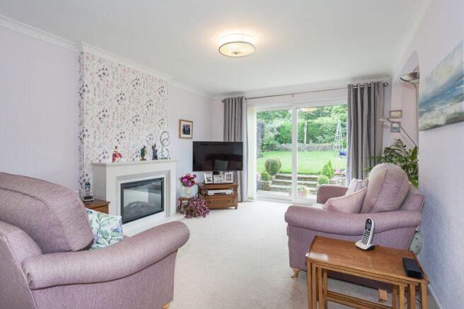 Churchill Close, West Heath, Congleton photo 4