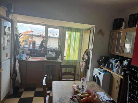 3 bed Terraced for sale Image 5