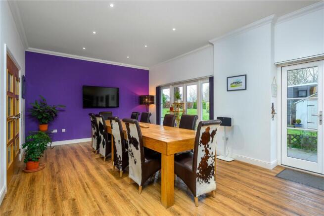 Kitchen/Dining Room