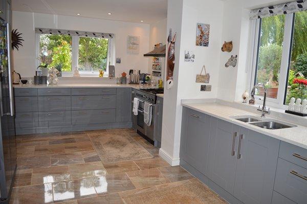 dining/kitchen