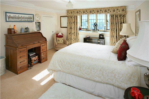 Sweethay Bedroom