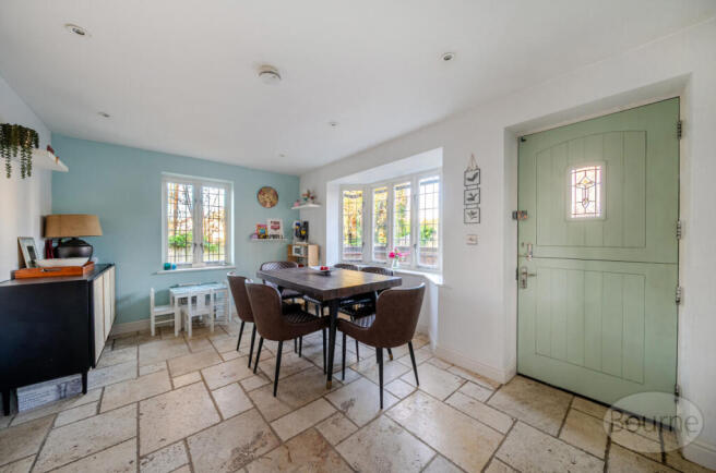 5ca02166-e268-4ca...