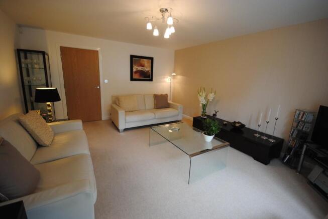 Lounge 3