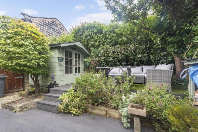 4 bed Semi-Detached for sale Image 11