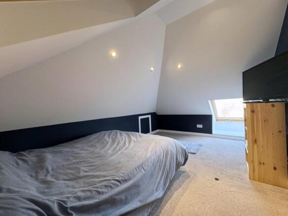 Sixth Bedroom