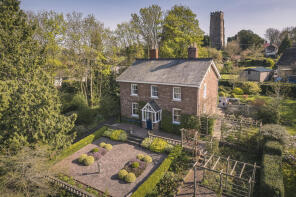 Rose Bank, Weston Under Penyard HR9 7NX