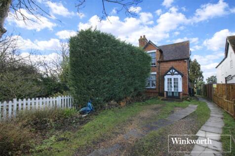 Hogg Lane, Elstree, Borehamwood, Hertfordshire, WD6