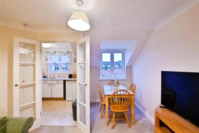 Lounge/Kitchen
